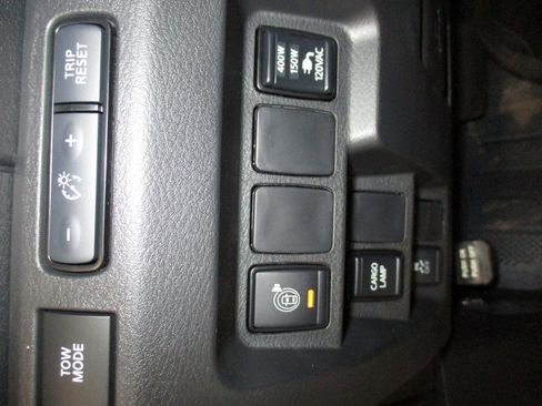 New 2026 Nissan Frontier SV w/ SV Convenience Package AWD/4WD image 30