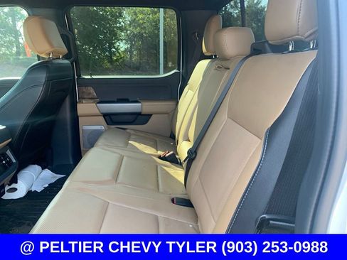 Used 2024 Ford F250 Lariat w/ Lariat Ultimate Package AWD/4WD image 13