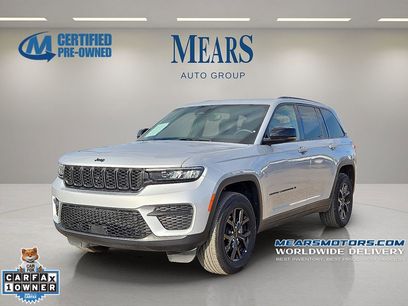 Used 2024 Jeep Grand Cherokee Altitude