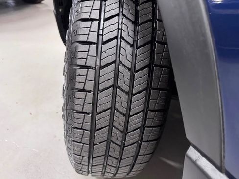 Used 2018 Honda CR-V LX image 10