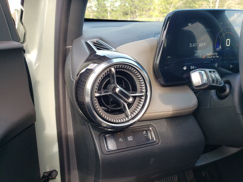 New 2026 Chevrolet Equinox LT image 15