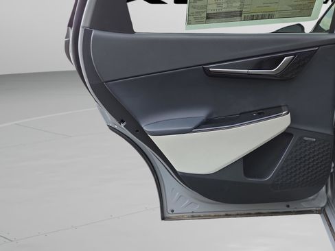 New 2025 Kia EV6 GT-Line RWD image 30