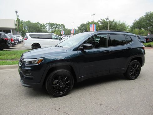 New 2026 Jeep Compass Latitude AWD/4WD image 4