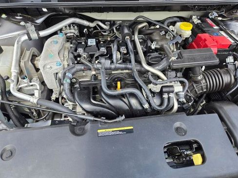 Certified 2024 Nissan Sentra SV FWD image 21