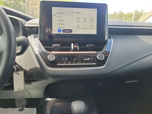 Certified 2025 Toyota Corolla LE FWD image 26