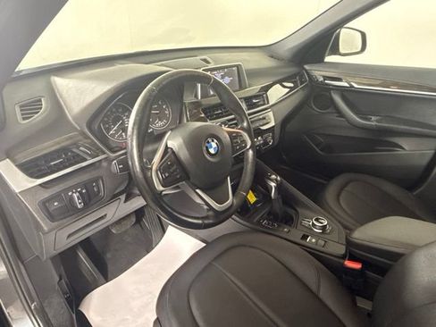 Used 2017 BMW X1 xDrive28i AWD/4WD image 16