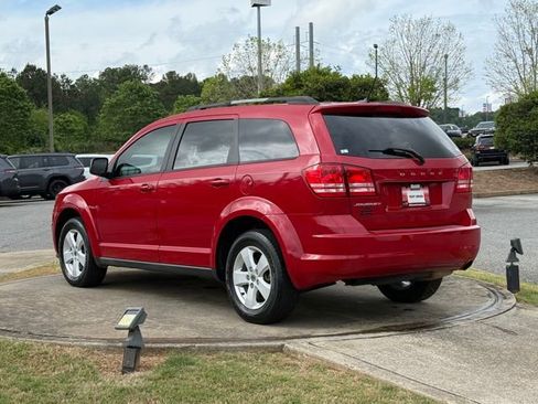 Used 2018 Dodge Journey SE w/ Connectivity Group FWD image 5