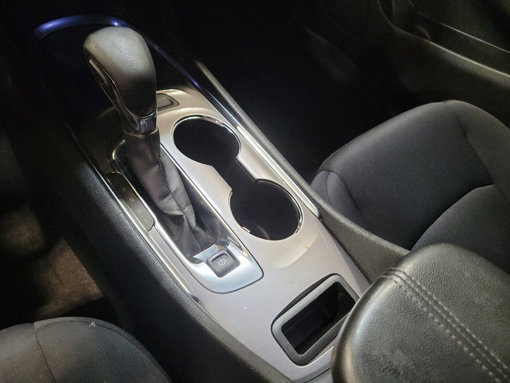 Used 2022 Chevrolet Malibu LT FWD image 26