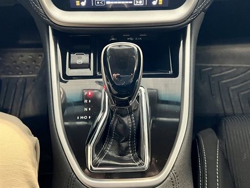 Used 2022 Subaru Legacy Premium image 45