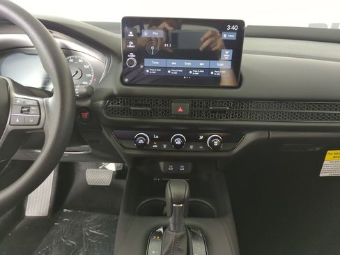 New 2026 Honda HR-V LX image 16