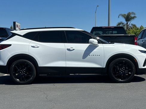Used 2019 Chevrolet Blazer LT w/ Sun and Wheels Package AWD/4WD image 4