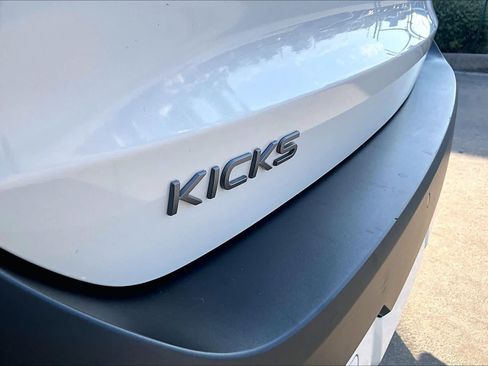 Certified 2026 Nissan Kicks SV FWD image 30