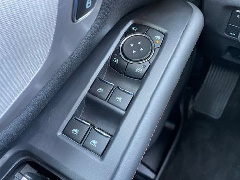 Certified 2025 Ford Expedition Active AWD/4WD image 33