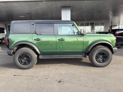 New 2025 Ford Bronco Outer Banks w/ Sasquatch Package AWD/4WD image 3