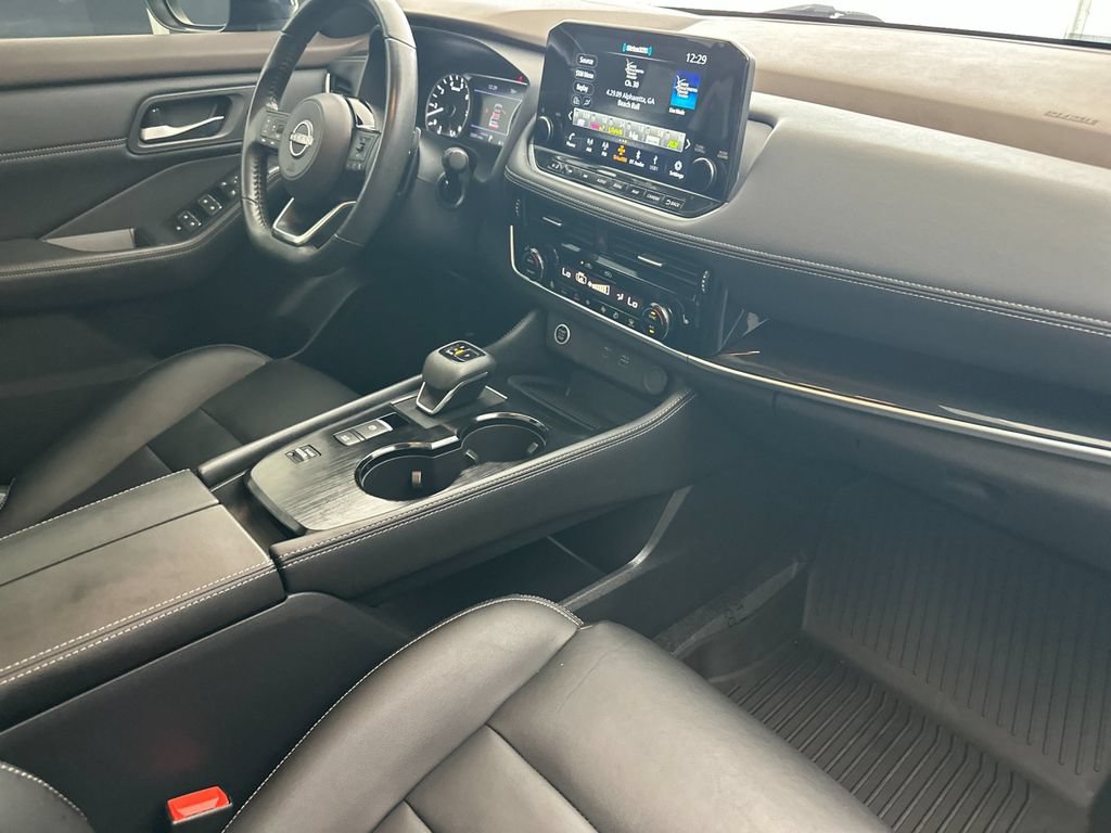 Used 2023 Nissan Rogue SL w/ SL Premium Package FWD image 15