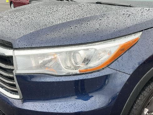 Used 2015 Toyota Highlander XLE AWD/4WD image 7
