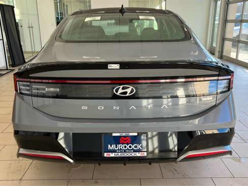New 2026 Hyundai Sonata Limited image 9