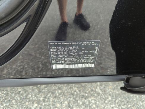 New 2025 Volkswagen Atlas SE image 45