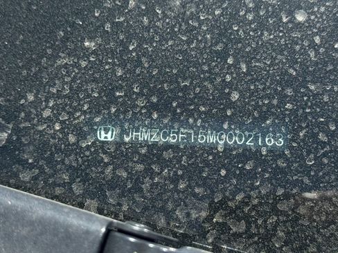 Certified 2021 Honda Clarity Plug-In Hybrid image 3