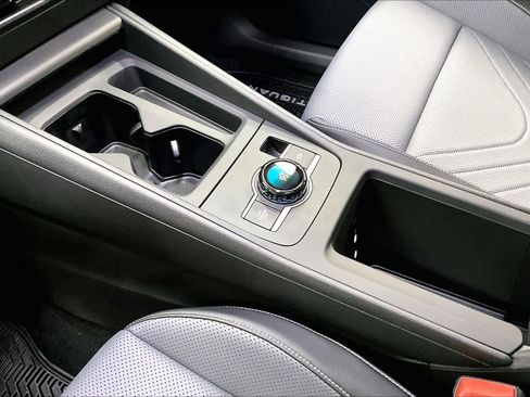 New 2026 Volkswagen Tiguan SE image 10