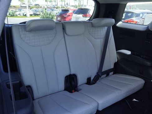 Used 2023 Hyundai Palisade Limited FWD image 28