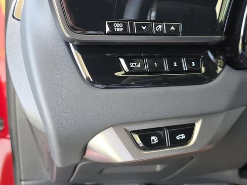 Certified 2026 Lexus RX 350 Premium w/ Accessory Package (Z1) FWD image 29