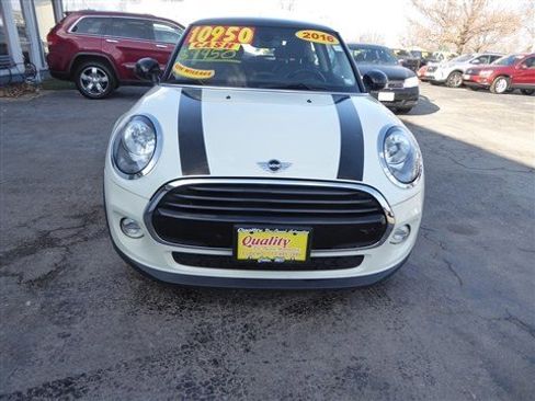 Used 2016 MINI Cooper 2-Door Hardtop image 4
