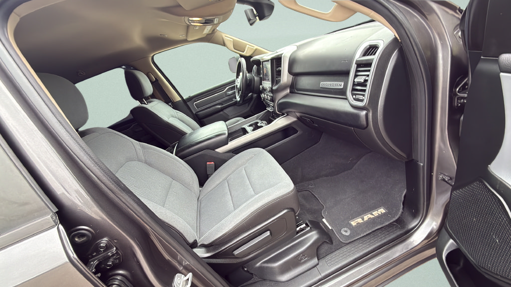 Used 2019 RAM 1500 Big Horn RWD image 18