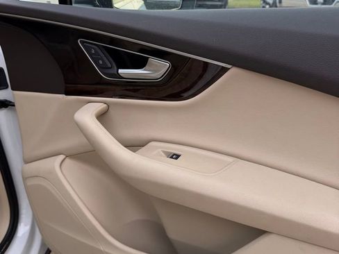 Used 2017 Audi Q7 3.0T Premium Plus image 14