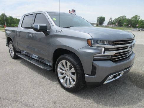 Used 2022 Chevrolet Silverado 1500 High Country AWD/4WD image 8