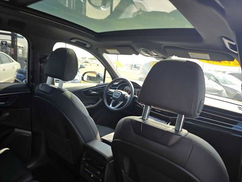 Used 2025 Audi Q7 2.0T Premium w/ Convenience Package AWD/4WD image 21