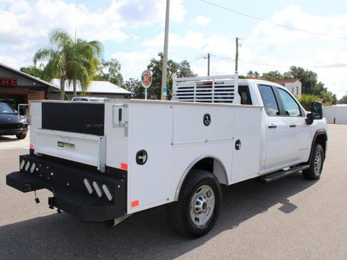 Used 2023 GMC Sierra 2500 Pro w/ Convenience Package AWD/4WD image 9