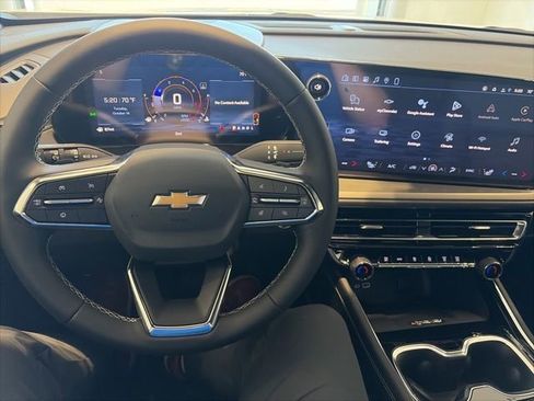 New 2026 Chevrolet Traverse LT w/ Driver Confidence Package image 16