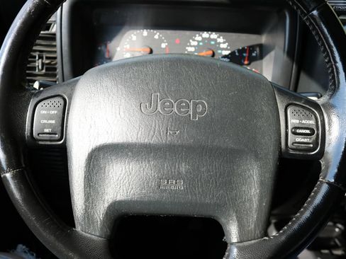 Used 2004 Jeep Wrangler Rubicon w/ Dual Top Group AWD/4WD image 21