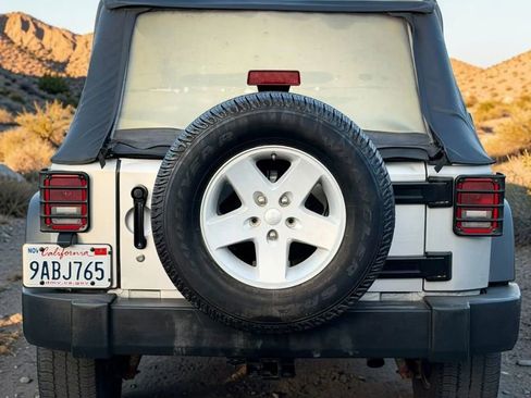 Used 2007 Jeep Wrangler Unlimited X RWD image 9