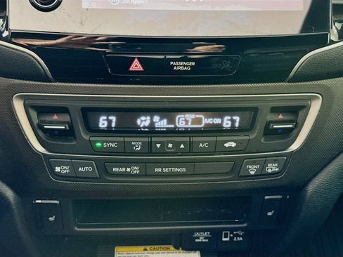 Used 2023 Honda Passport TrailSport image 16