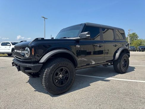 Used 2024 Ford Bronco Wildtrak image 1