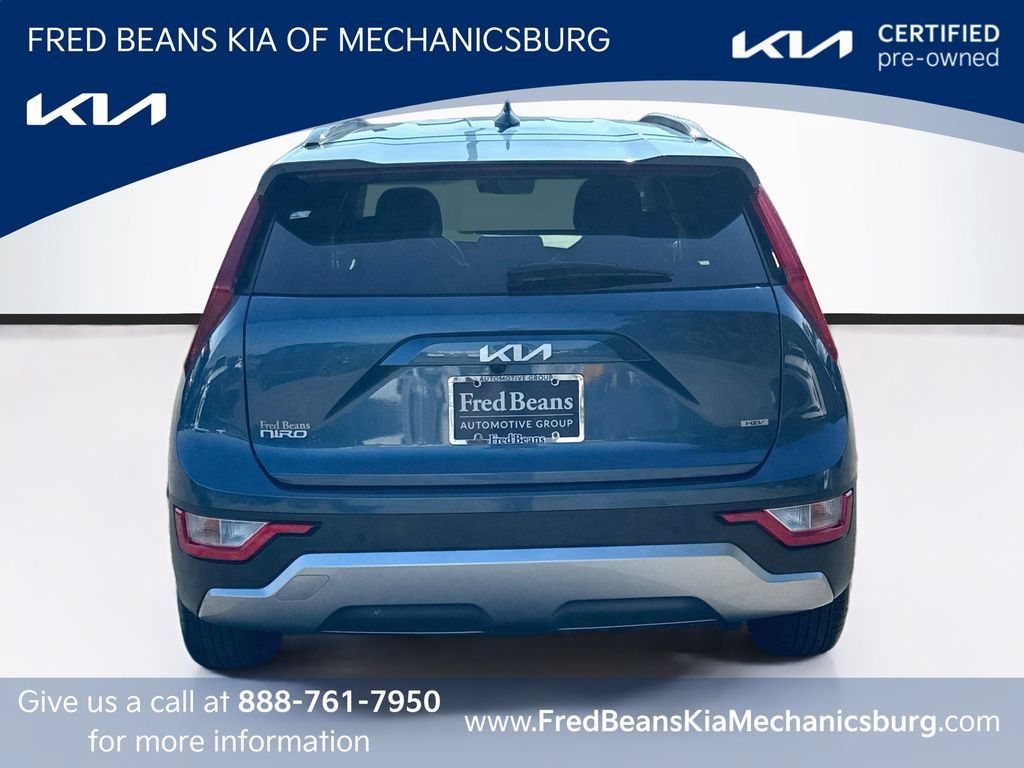 Certified 2025 Kia Niro EX FWD image 6