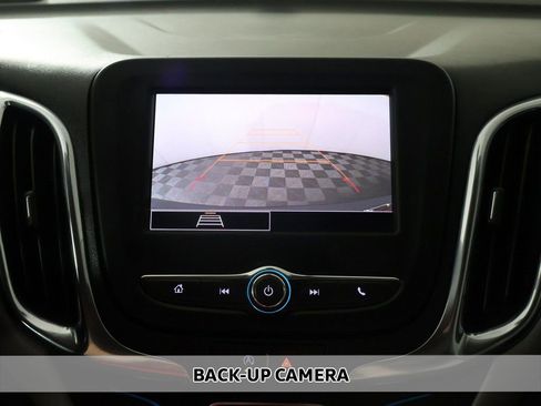 Used 2023 Chevrolet Equinox LT AWD/4WD image 4