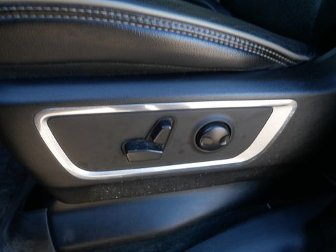 Used 2022 RAM 1500 Laramie image 25