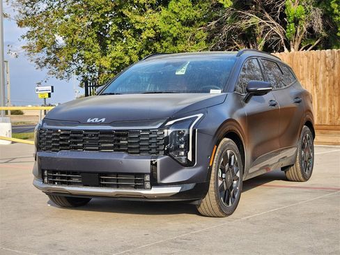 New 2026 Kia Sportage SX image 2