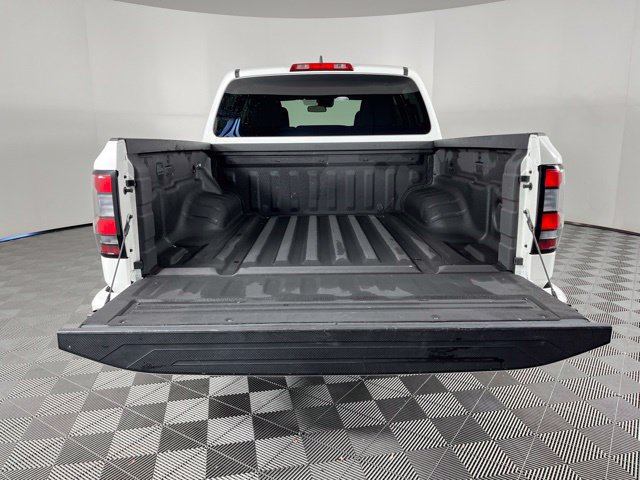 Used 2024 Nissan Frontier SV w/ Technology Package RWD image 45