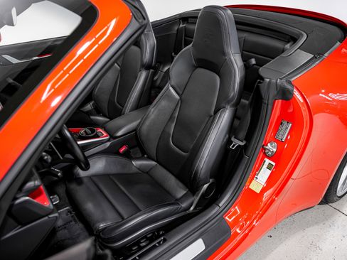 Used 2022 Porsche 911 Carrera image 26