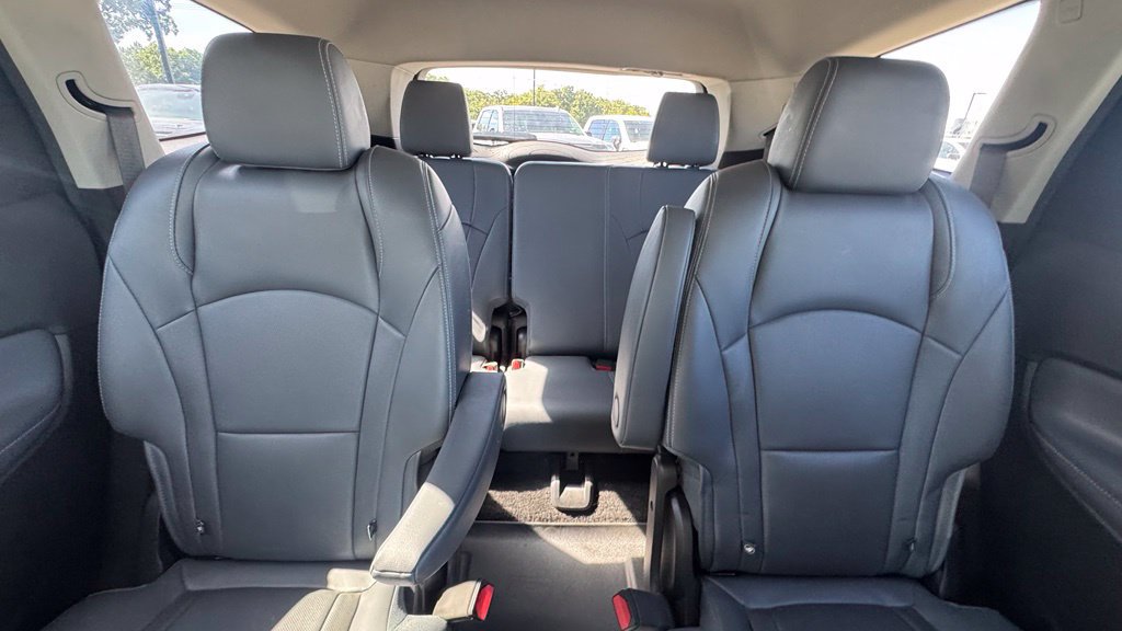 Used 2019 Buick Enclave Essence FWD image 27