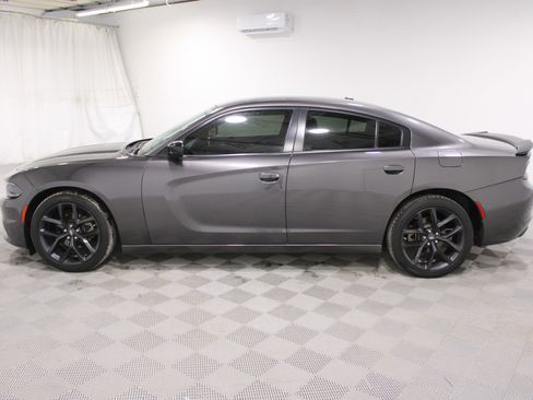 Used 2022 Dodge Charger SXT w/ Blacktop Package image 30