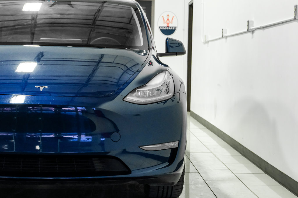 Used 2024 Tesla Model Y Long Range AWD/4WD image 40