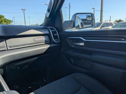 Used 2025 RAM 1500 Big Horn AWD/4WD image 16