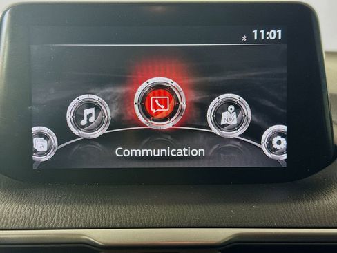 Used 2018 MAZDA MAZDA3 Touring image 18