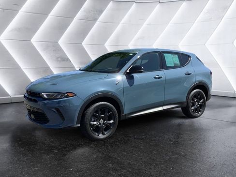Used 2023 Dodge Hornet GT w/ GT Blacktop Package AWD/4WD image 3