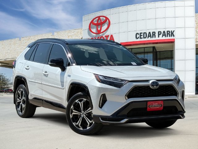 Used 2024 Toyota RAV4 XSE AWD/4WD image 1